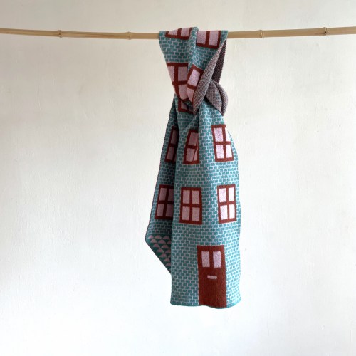 donna_scarfhouseblue2