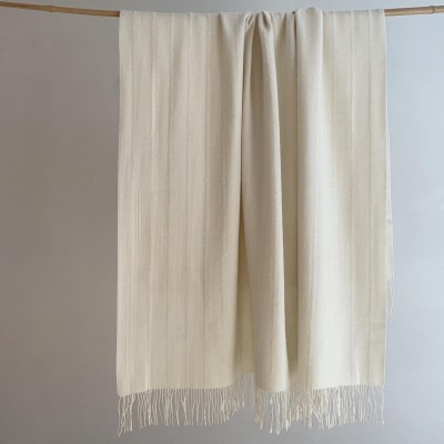 handtraalpacathrowstripesww