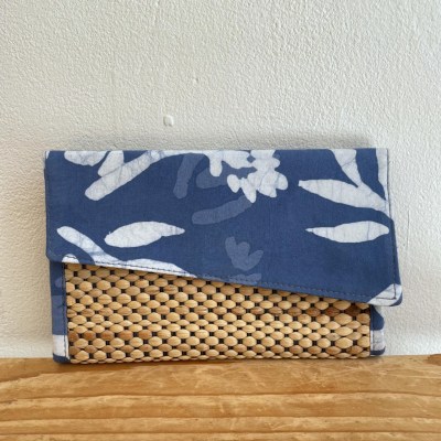 handtraportmonnaielotusblau