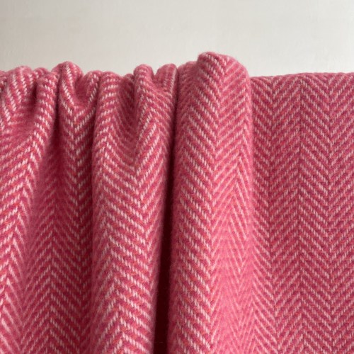 hanlymcsofterpinkdotteddd