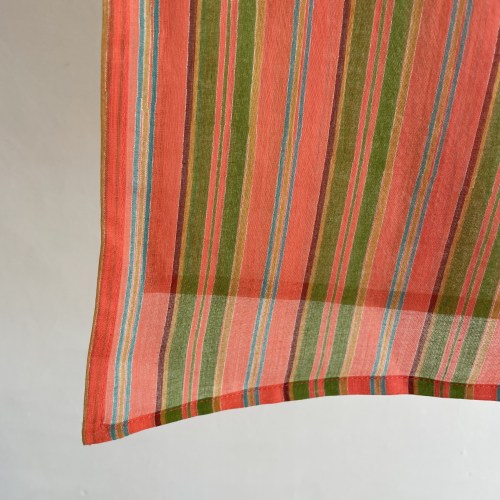 lestouristesstoleorangestripesd