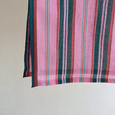 lestouristesstolepinkstripesd