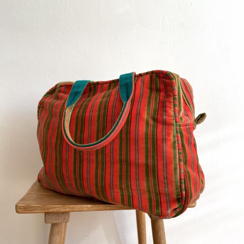 lestouristesweekendervelvetorange2